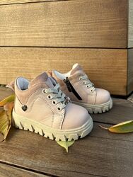 Демісезонні черевички для дівчат на широкк ніжку р.21-25