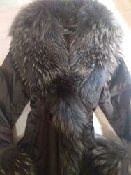 куртка утепленная с мехом  чернобурки 
