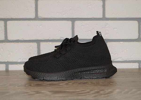 Кросівки жіночі текстильні чорні