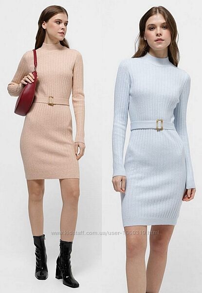 Шерстяное приталенное вязаное теплое платье