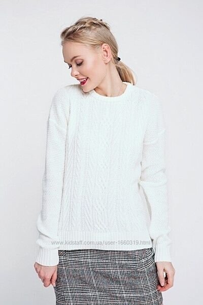 Женский белоснежный полушерстяной свитер