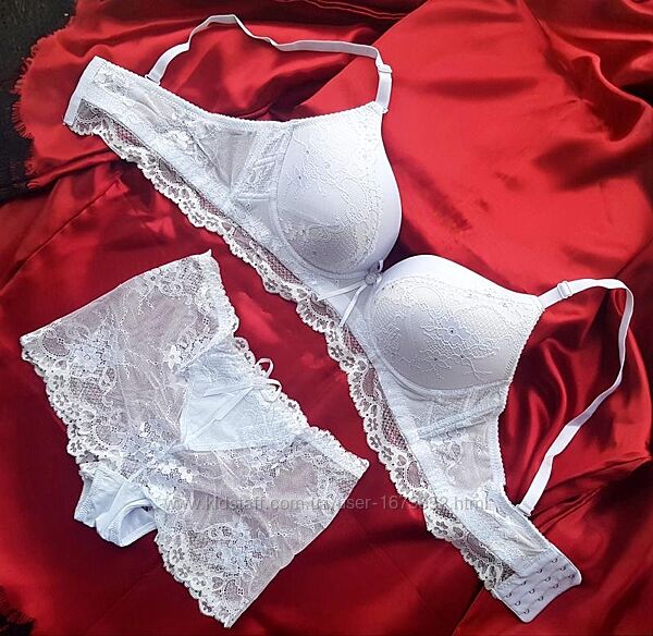 Білий комплект