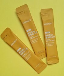 MEDIPEEL Vegan Vitamin Collagen Wrapping Mask Освітлювальна маска плівка 
