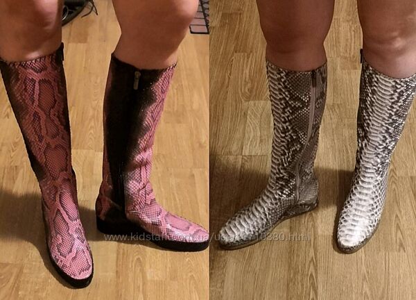 Крутые сапоги из кожи питона. Италия