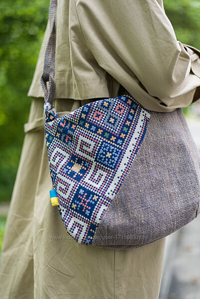 Жіноча сумка через плече з текстилю  ЛЕЛЯ ручної роботи в стилістиці етно.