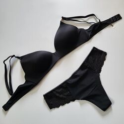 Безшовний бюстгалтер без пуш ап Victoria&acutes Secret р. 70с