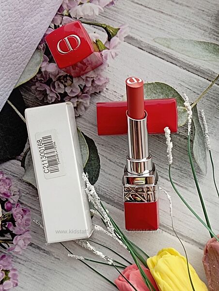 Помада для губ с цветочным маслом Christian Dior Rouge Dior Ultra Care
