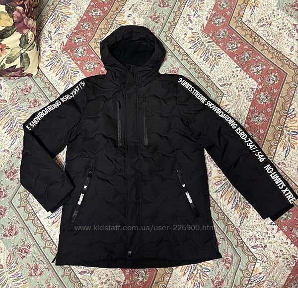 Продам демісезонну куртку Reserved 