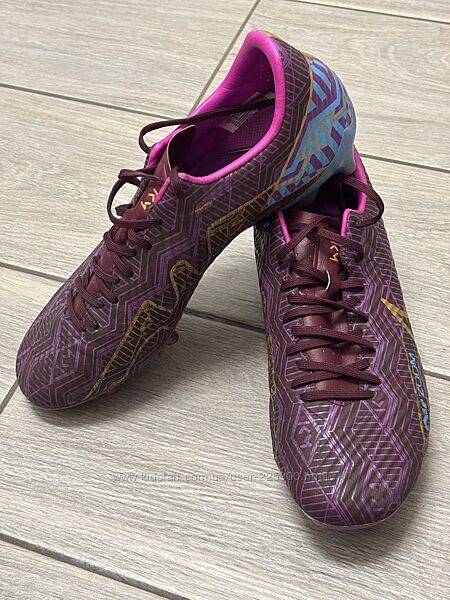 Бутси Nike ZOOM VAPOR 15 ACADEMY KM FG/MG