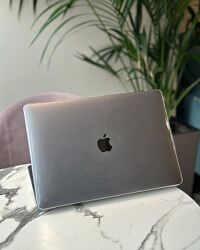 Прозора накладка MacBook
