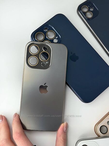 акриловий чохол для iPhone, який на вигляд як скляний, але ніколи не розібє