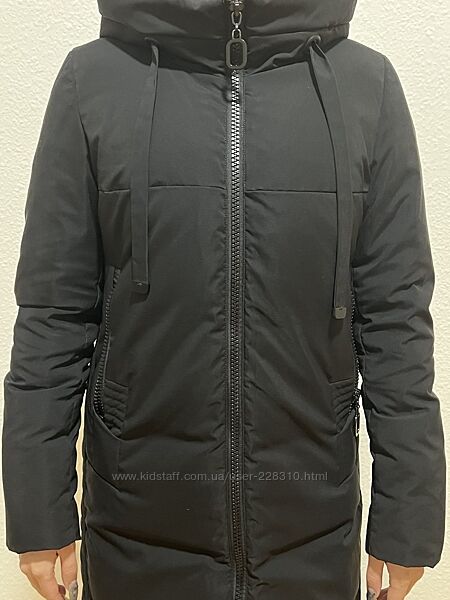 Пуховик жіночий