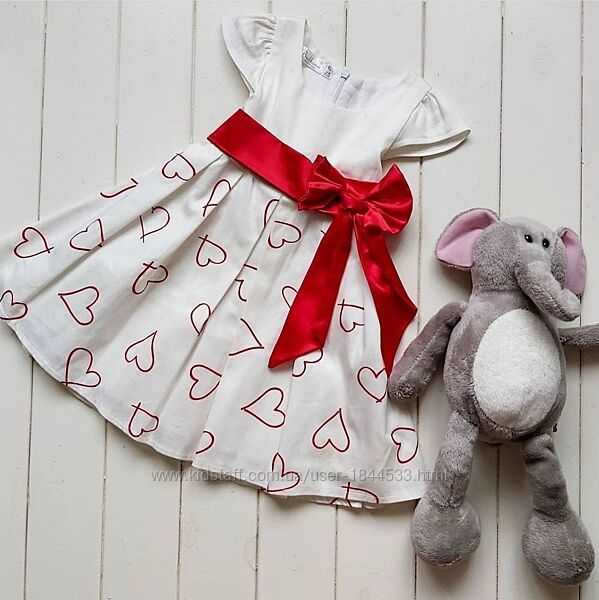 Гарна нарядна сукня Balbina, р.92