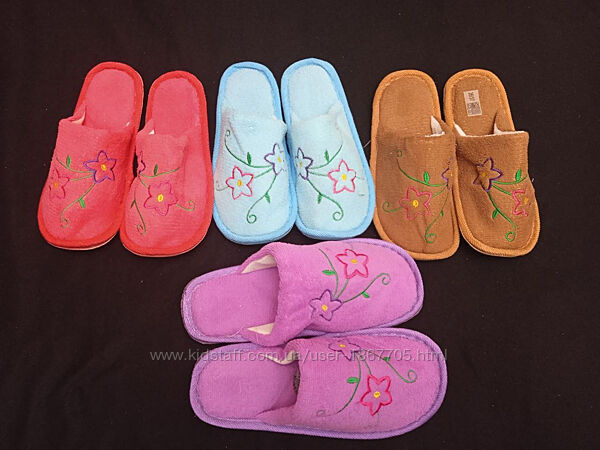 Тапочки жіночі