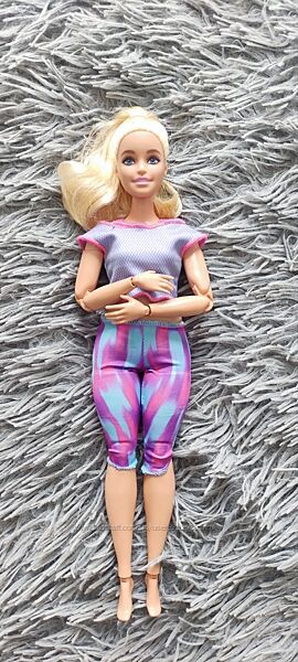Barbie йога пишка