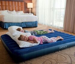 Надувная кровать-матрас  для дома, для сна