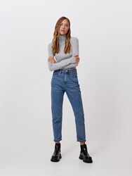 Стильные джинсы мом Cropp EUR42