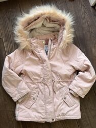 Зимова парка C&А для дівчинки, розмір 122