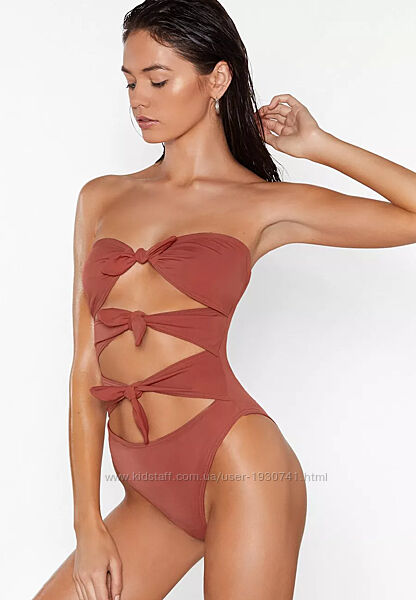 Сдельный слитный закрытый суцільний купальник Nasty Gal UK 8, S, 36, 44