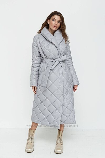 Пальто стьобане жіноче демі/зима S-M L-XL в кольорах до -15.
