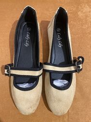 Нові бежеві балетки, туфлі на низькому ходу