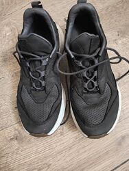 Кросівки оригінальні