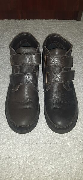 Демісезонні шкіряні черевики ZARA