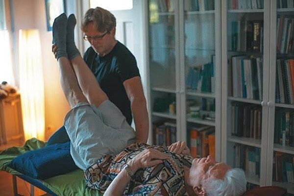 Том Эссер - Биодинамика в остеопатии. Полный курс