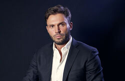 Алексей Красиков - Манипуляции мегаполиса