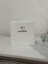 Упакування і аксесуари Dior, Chanel