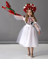 Святкова дитяча сукня  з вишитою калиною 