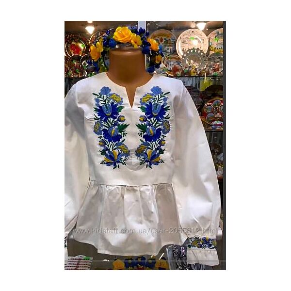 Вишиванка дівчача біла з синьо-блакитними квітами 
