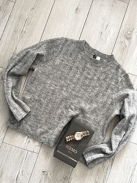 Кофта стильная свитер
