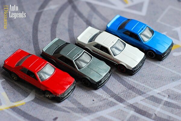 Комплект моделей Hot Wheels &acute82 Nissan Skyline R30