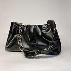 Стильна універсальна сумка чорного кольору 