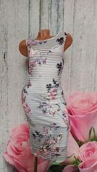 QUIZ Брендове плаття S колекція весна - літо 2023. плаття по фігурі, є підк