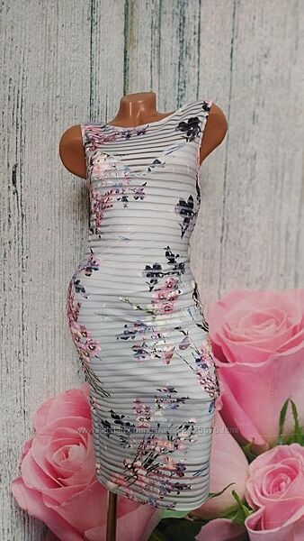 QUIZ Брендове плаття S колекція весна - літо 2023. плаття по фігурі, є підк