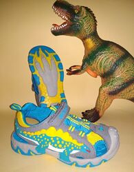 Босоніжки сандалі з динозавром стегозавр очі світяться Dinosoles