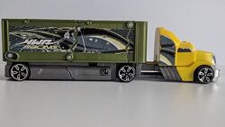 Вантажівка Божевільне зіткнення Hot Wheels