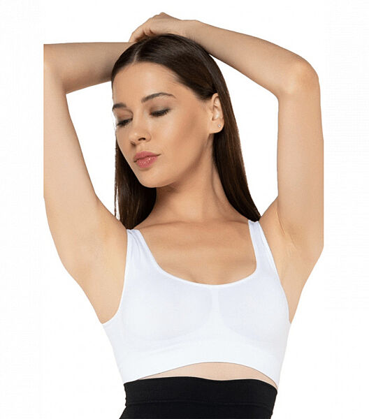 Утягуючий м&acuteякий топ на широких бретельках