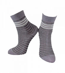 Дитячішкарпетки у смужку