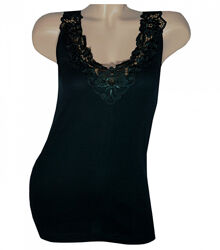 Ажурна майка на широких бретельках