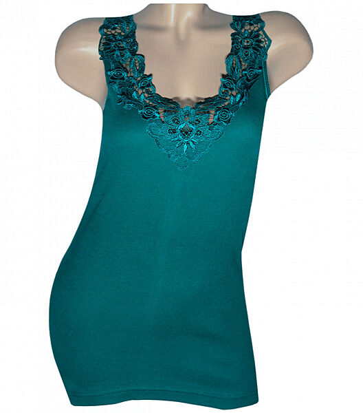 Ажурна майка на широких бретельках