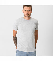 Чоловіча однотонна футболка