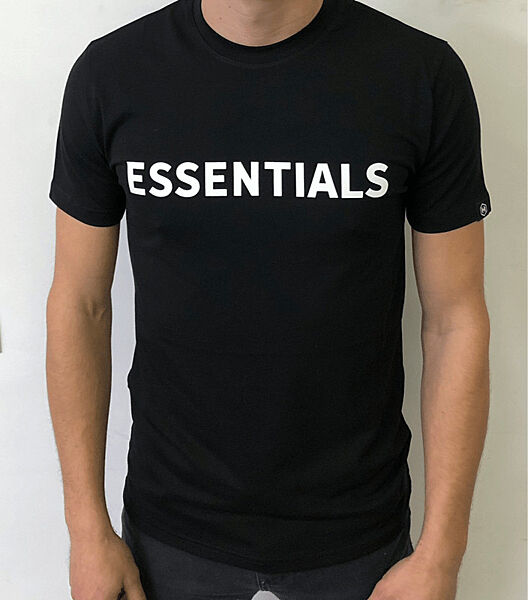 Чоловіча футболка з написом ESSENTIALS