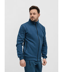 Тепла кофта на замку з накладною кишенею на рукаві