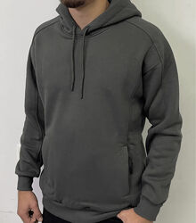 Толстовка з кишенями та капюшоном