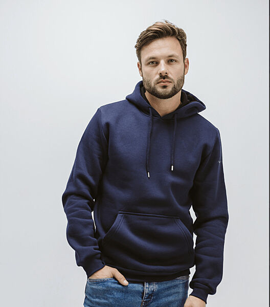 Однотонне класичне тепле худі