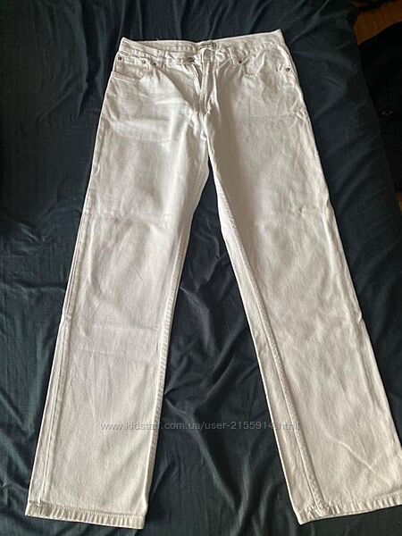 Белые джинсы 