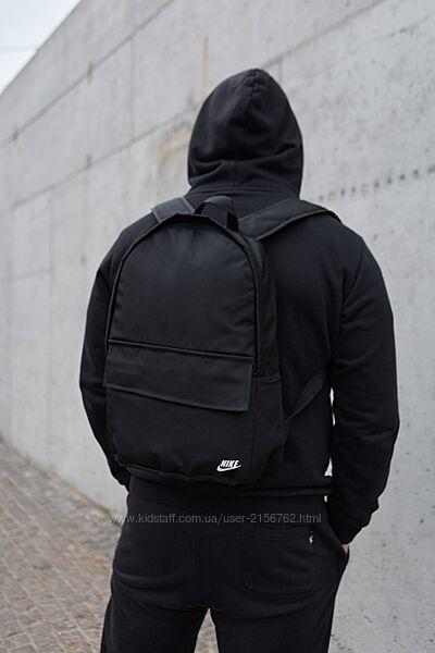 Рюкзак міський спортивний чорний Base біле лого Nike